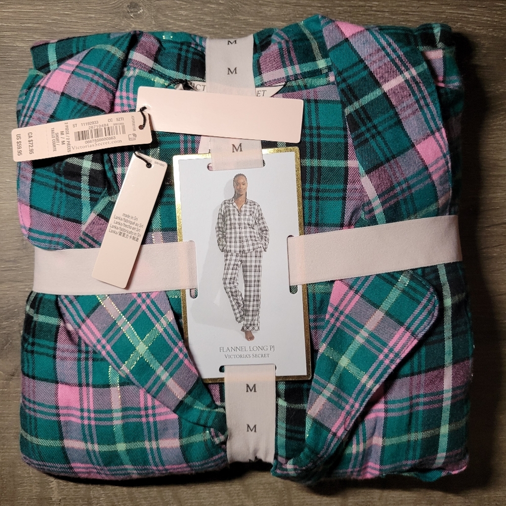 NEW Victoria's Secret flannel pajama set size medium womens green pink
